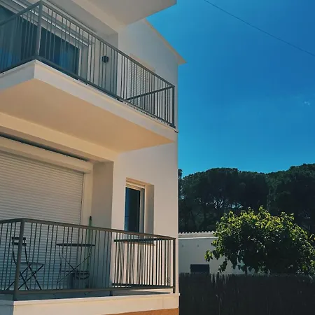 Romy T2d - A 80m De La De Cala Montgo Appartement *